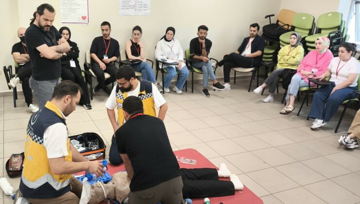 Sağlık personellerine “Temel Modül Eğitimi” verildi