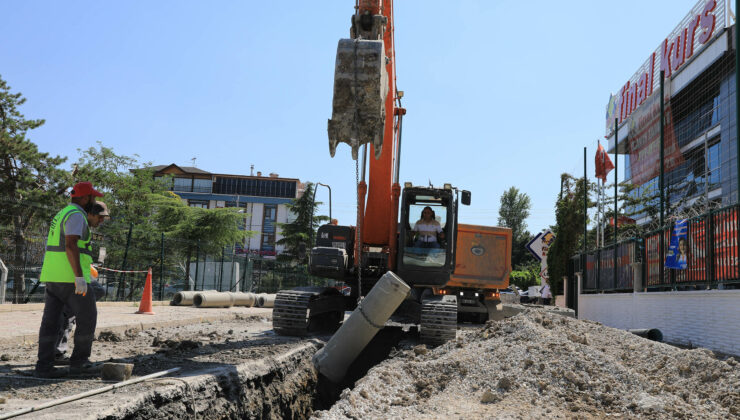 Keçiören’de altyapı ve üstyapı çalışmaları sürüyor