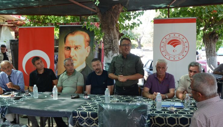 Selçuk’ta çiftçilere incir eğitimi ve hasat filesi desteği