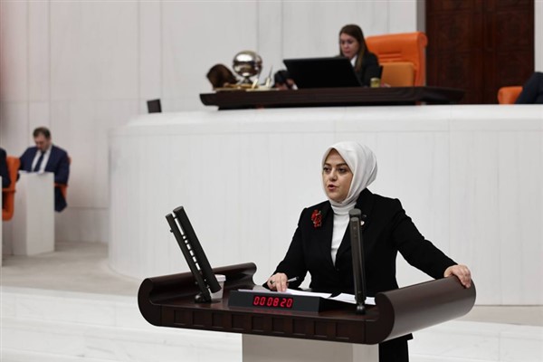 Ün: İddianame yoksa serbest bırakın