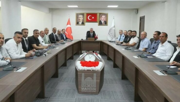 Mardin Büyükşehir Belediyesi’nden muhtarlarla istişare toplantısı