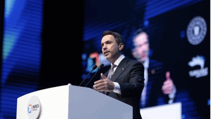 Bakan Bayraktar, Gürcistan Bakanı Kvrivishvili  ile görüştü