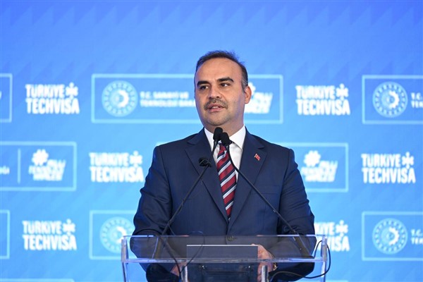 Bakan Kacır: 39 milyar TL büyüklüğündeki 72 projeyi destekliyoruz