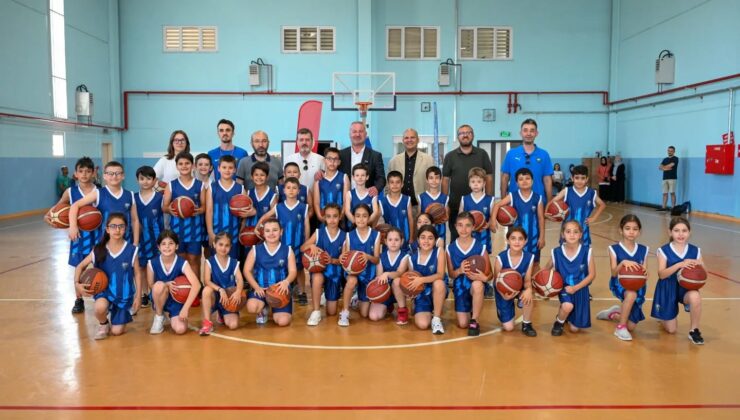 Karacabey Belediyesi’nin yaz spor okulu başladı