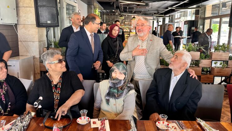 Çorum Belediyesi, kahvaltı programı düzenledi