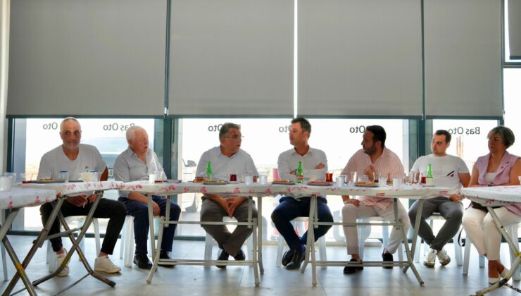 Başkan Sarıkurt, Nazlıgül Oto Center esnafını ziyaret etti