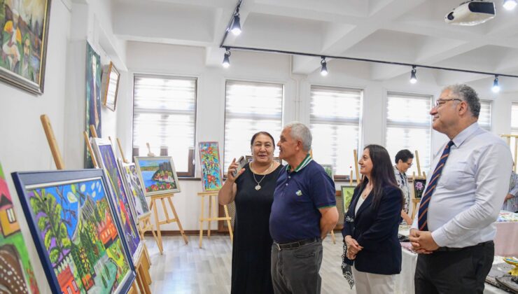 Mamak Belediyesi, “Bir Fırça, Bir Nefes, Bir Hatıra” resim sergisine ev sahipliği yaptı