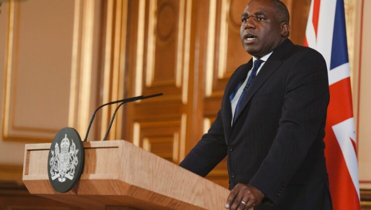 Lammy: İngiltere’yi zarardan korumak planın temelini oluşturuyor