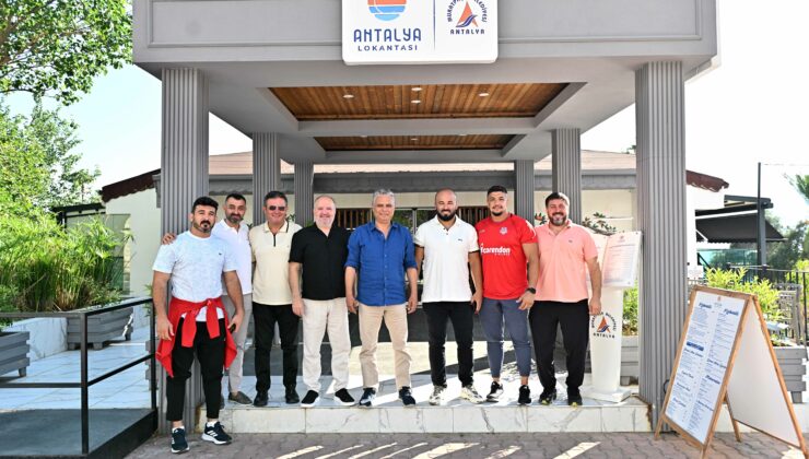 Başpehlivan Okulu’ya Antalya lezzetleriyle uğurlama