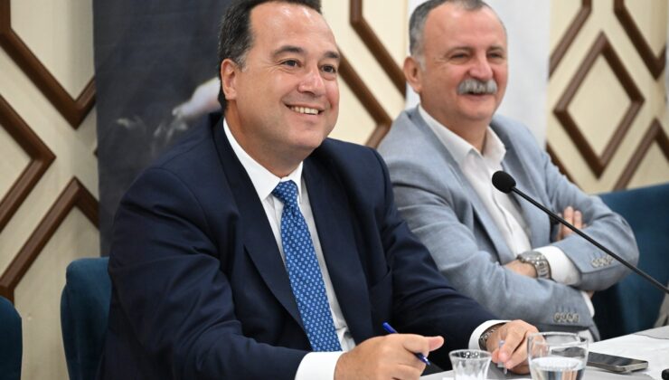 Başkan Dutlulu, muhtarlarla bir araya geldi