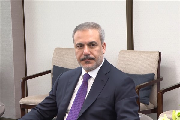 Bakan Fidan, İran Dışişleri Bakanı Arakçi ile görüştü