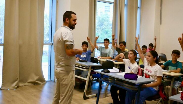 Kepez Belediyesi’nden eğitime destek: Ücretsiz yaz kurslarıyla fırsat eşitliği sağlanıyor