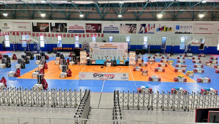 Amatör spor kulüplerine 10 milyon TL değerinde spor malzemesi desteği