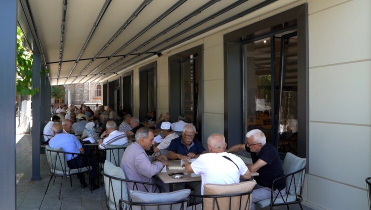 Gaziantep’te Emekliler Lokali’ne yoğun ilgi