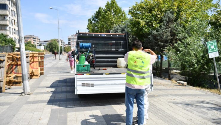 Beylikdüzü Belediyesi, ilaçlama çalışmalarını başlattı