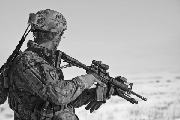 IDF: İsrail ordusu, Gazze Şeridi’nin güneyindeki bir silah deposunu imha etti