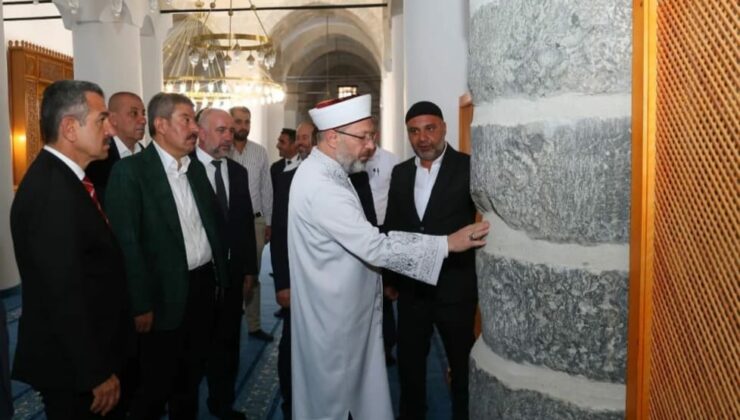 Diyanet İşleri Başkanı Erbaş, Cizre Ulu Cami’de vatandaşlarla buluştu