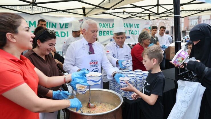 Bursa Büyükşehir Belediyesi, aşure geleneğini sürdürüyor