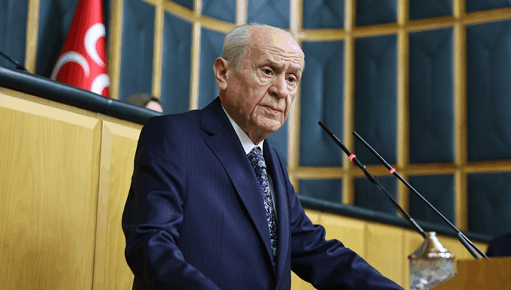 Hayırdır Özgür Bey, darbe mi düşünüyorsun
