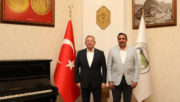 Vali Ziya Polat, Sarıkamış Belediye Başkanı Serdar Kılıç’ı kabul etti