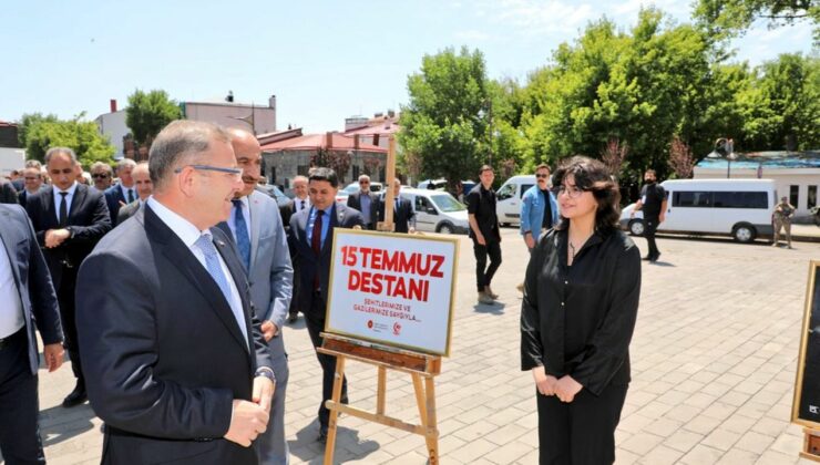 Kars Valisi Ziya Polat, 15 Temmuz anısına resim sergisinin açılışını gerçekleştirdi