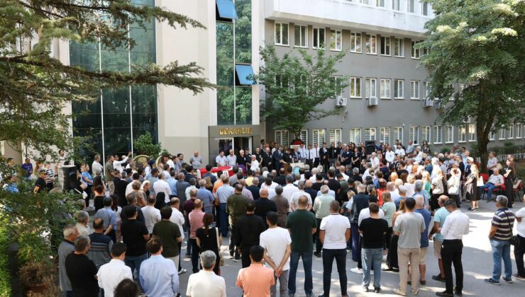 Prof. Dr. Lale Karabıyık, Uludağ Üniversitesi’nden uğurlandı
