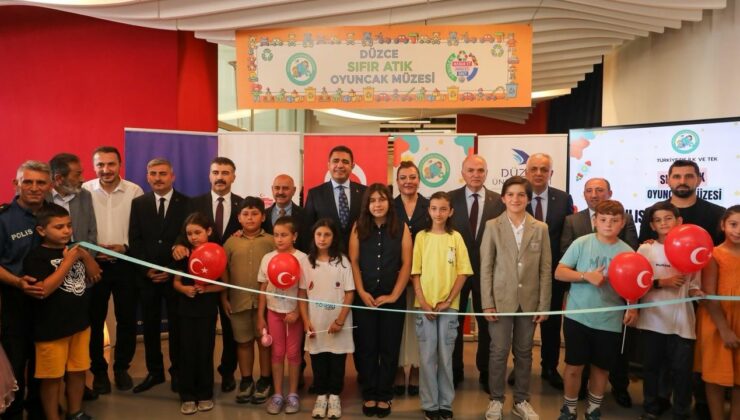 Türkiye’nin ilk ve tek oyuncak müzesi Düzce’de açıldı
