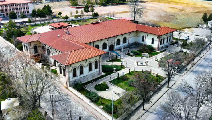 Hitit Kraliyetinden 4 kuşaklık miras: İspekçir Steli Sivas’ta sergileniyor