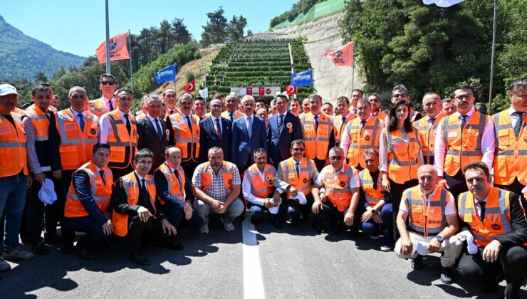 Ulaştırma Bakanı Uraloğlu: Doğancı Tüneli ile 15 dakikalık yol 3 dakikaya indi