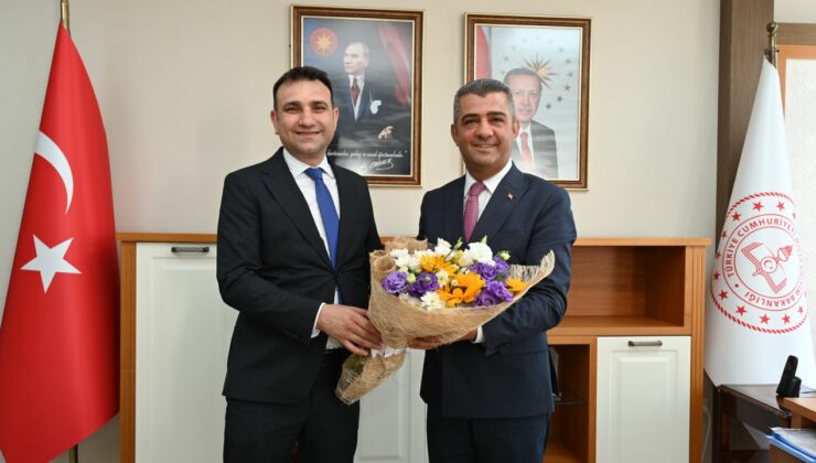 Aydın’da yeni İl Milli Eğitim Müdürü Mehmet Yiğit görevine başladı