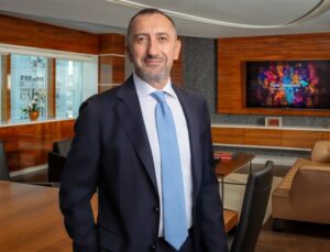 Türk Telekom sınırları aşıyor: Uluslararası stratejik dijital köprü kuruyor