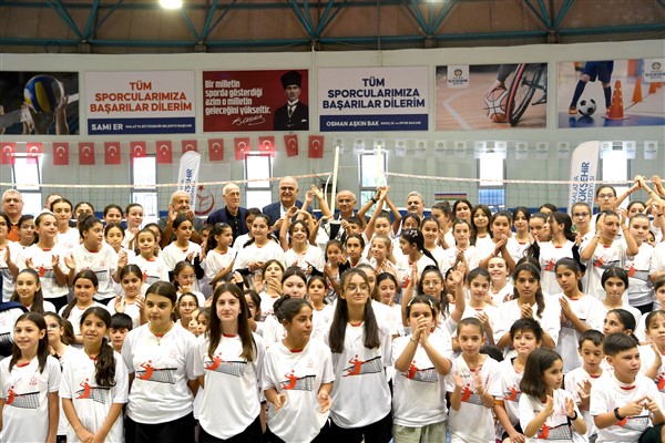 Malatya Büyükşehir’den Voleybol Lisesi’ne 35 dönüm arazi tahsisi müjdesi