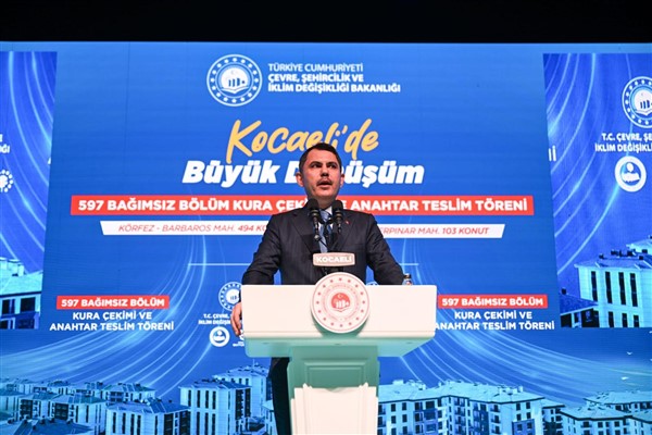 Bakan Kurum: Depremden etkilenen illerimizde çalışmalarını sürdürüyor