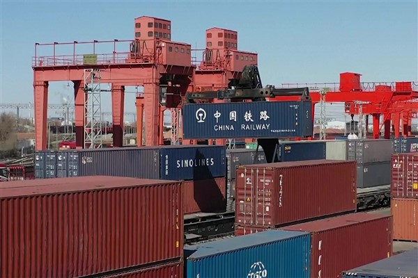 Çin ile Avrupa arasındaki yük treni seferleri artıyor