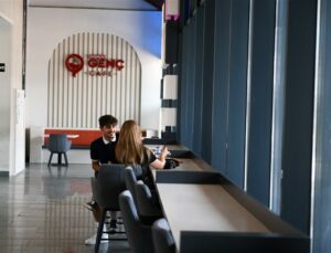 Genç Kafe, bir yılda 320 bin genci ağırladı