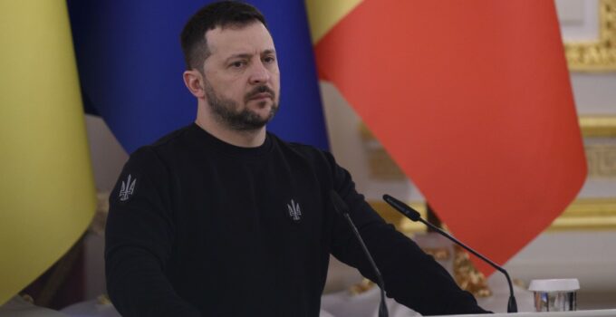 Zelenski: Barışa ilişkin yapılan açıklamayı değerli buluyoruz