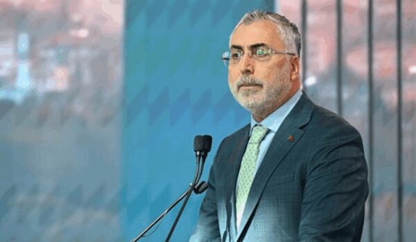 Bakan Işıkhan, Anafartalar Zaferi’nin yıl dönümünü kutladı