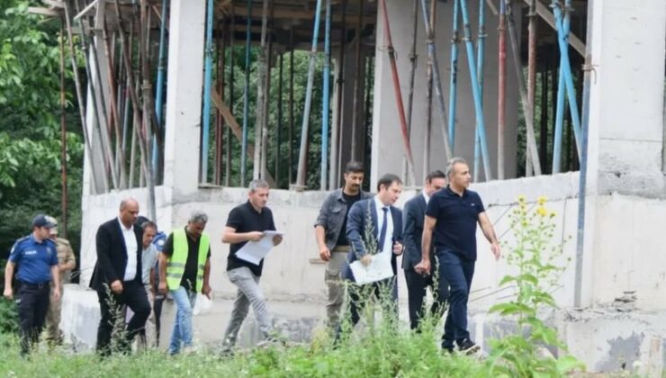 Posof’ta Gençlik Merkezi inşaatı yerinde incelendi