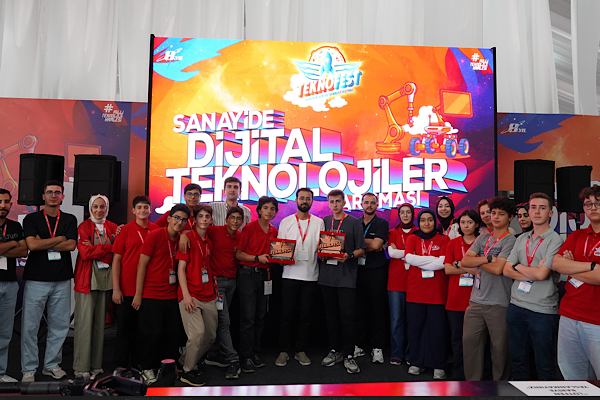 Bilim Konya, 2025 TEKNOFEST İstanbul’dan 3 ödülle döndü