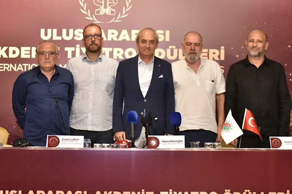 Kepez’te Uluslararası Akdeniz Tiyatro Ödülleri basın toplantısı yapıldı