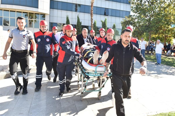 Kepez Belediyesi’nden deprem tatbikatı