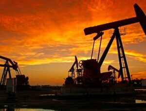 Brent petrolün varili 64,56 dolara geriledi