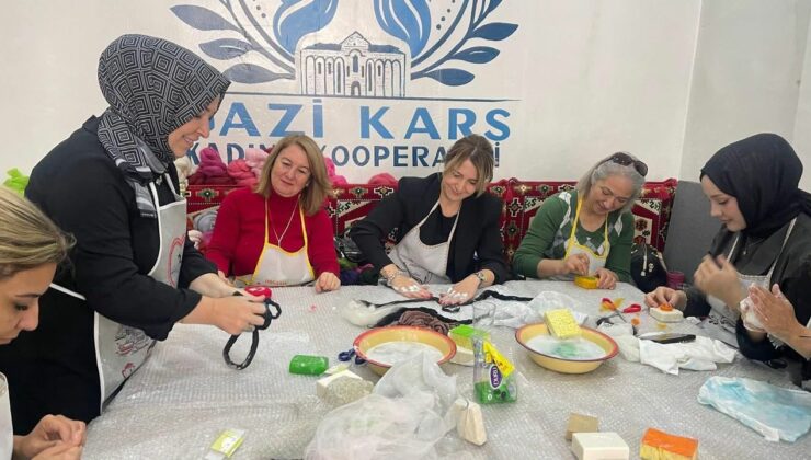 Gazi Kars Kadın Kooperatifi Keçe Projesi’ne önemli bir adım attı