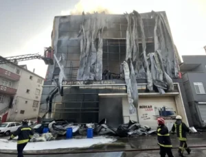 Kocaeli’deki depo yangını soruşturmasında 7 kişi açığa alındı