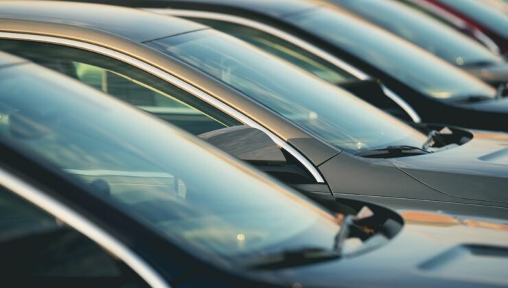 Otomobil ve hafif ticari araç pazarı 10 ayda yüzde 10 büyüdü